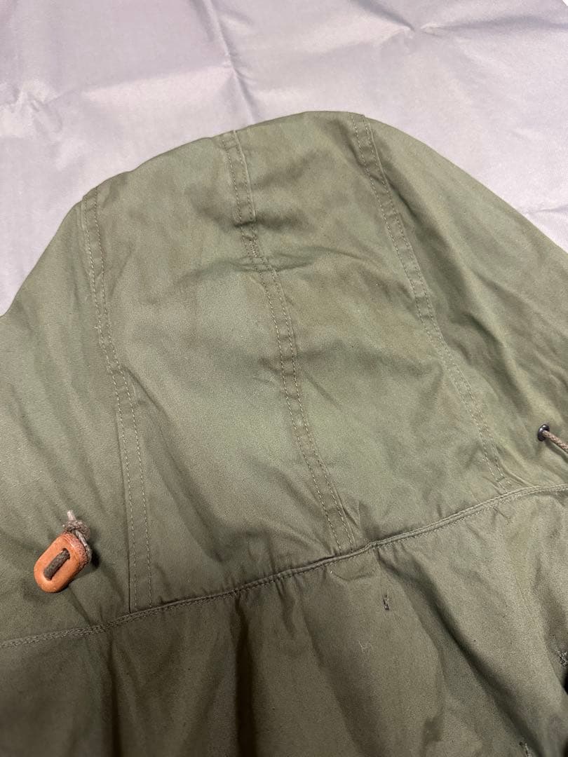 83年 パーカー用フード　アクリルファー