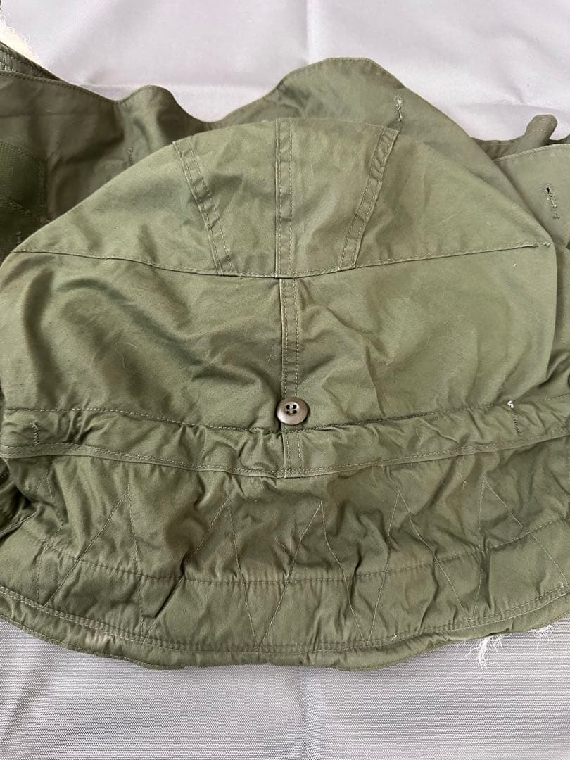 83年 パーカー用フード　アクリルファー