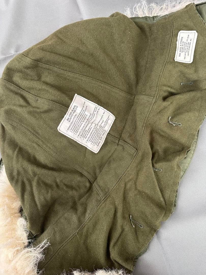 83年 パーカー用フード　アクリルファー