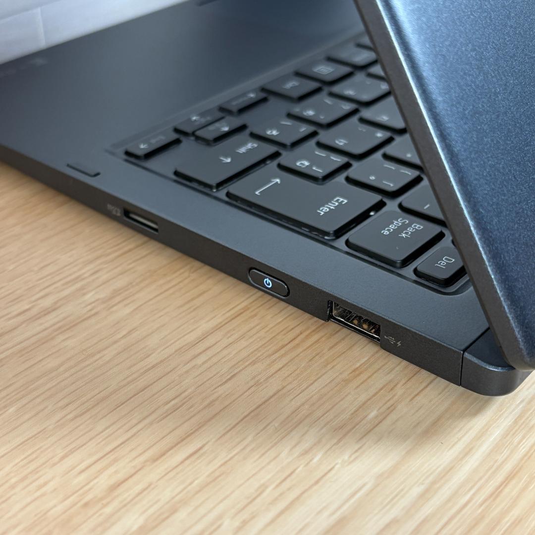 Dynabook　11世代i5　ノートパソコン　Windows11　超軽量　26