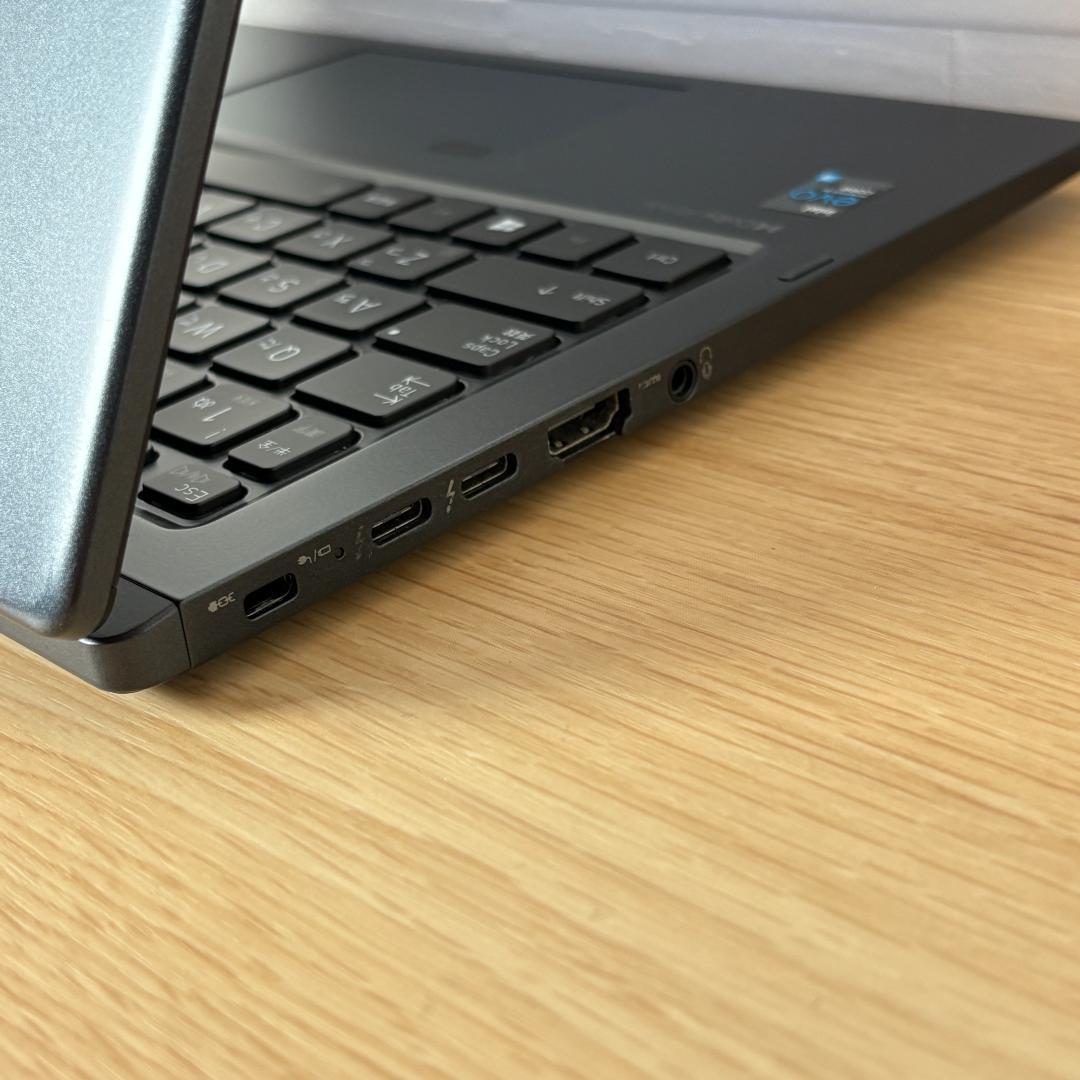 Dynabook　11世代i5　ノートパソコン　Windows11　超軽量　26