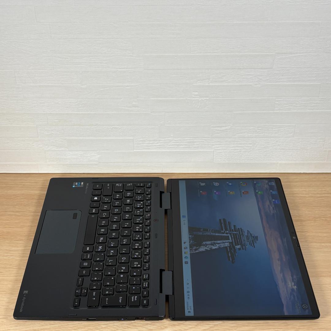 Dynabook　11世代i5　ノートパソコン　Windows11　超軽量　26