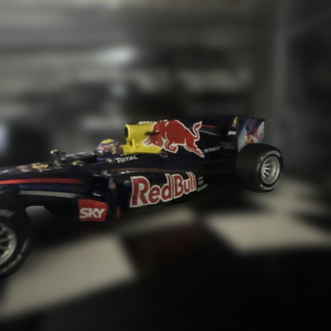 MINICHAMPS レッドブルレーシング ミニカー 2台セット