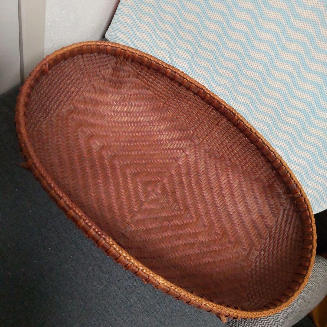 ヴィンテージ！木台付きオーバル型竹籠！ 時代物！経年変化美品！