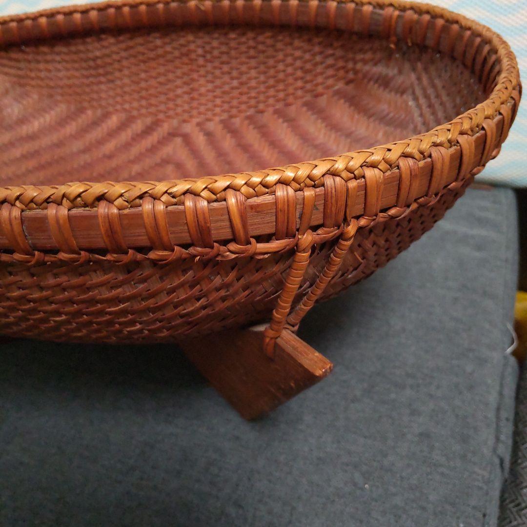 ヴィンテージ！木台付きオーバル型竹籠！ 時代物！経年変化美品！