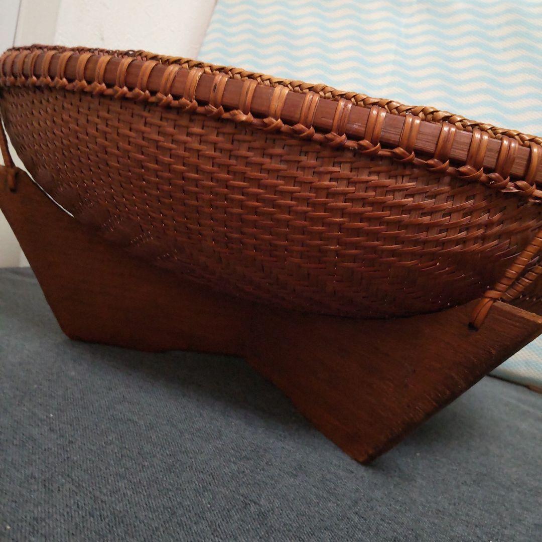 ヴィンテージ！木台付きオーバル型竹籠！ 時代物！経年変化美品！