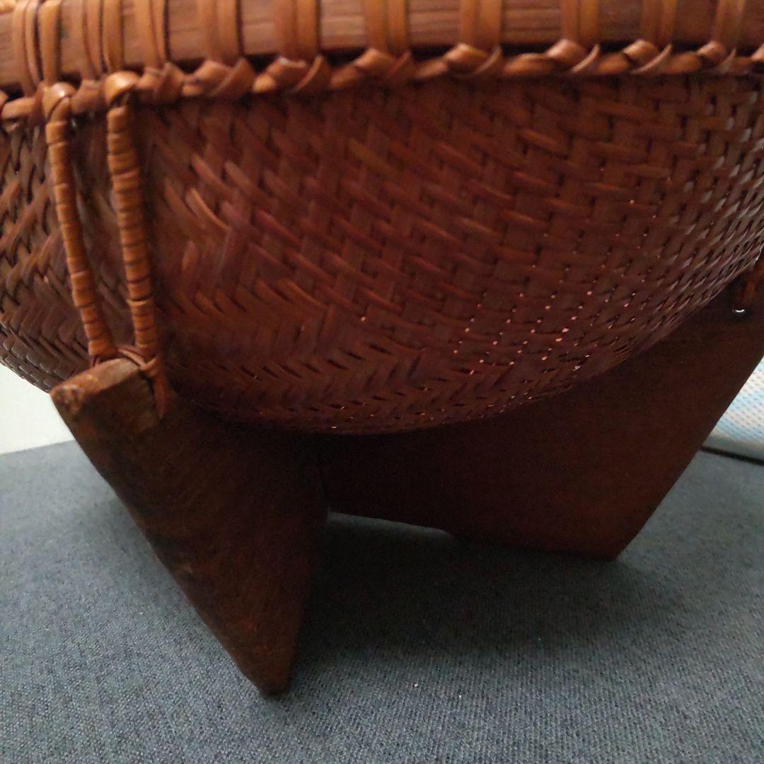 ヴィンテージ！木台付きオーバル型竹籠！ 時代物！経年変化美品！