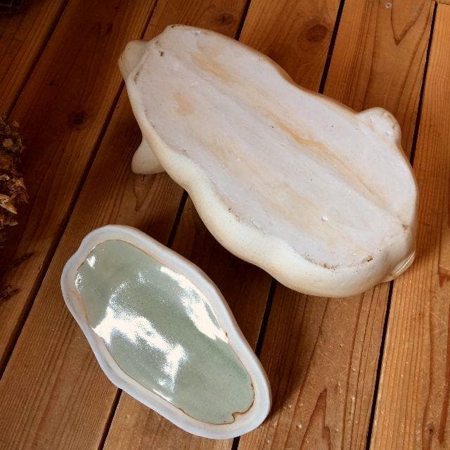 かわいい豚さんの陶器製蓋付プレート*食器*ぶたのお皿*ピッグ*アニマル動物ブタ