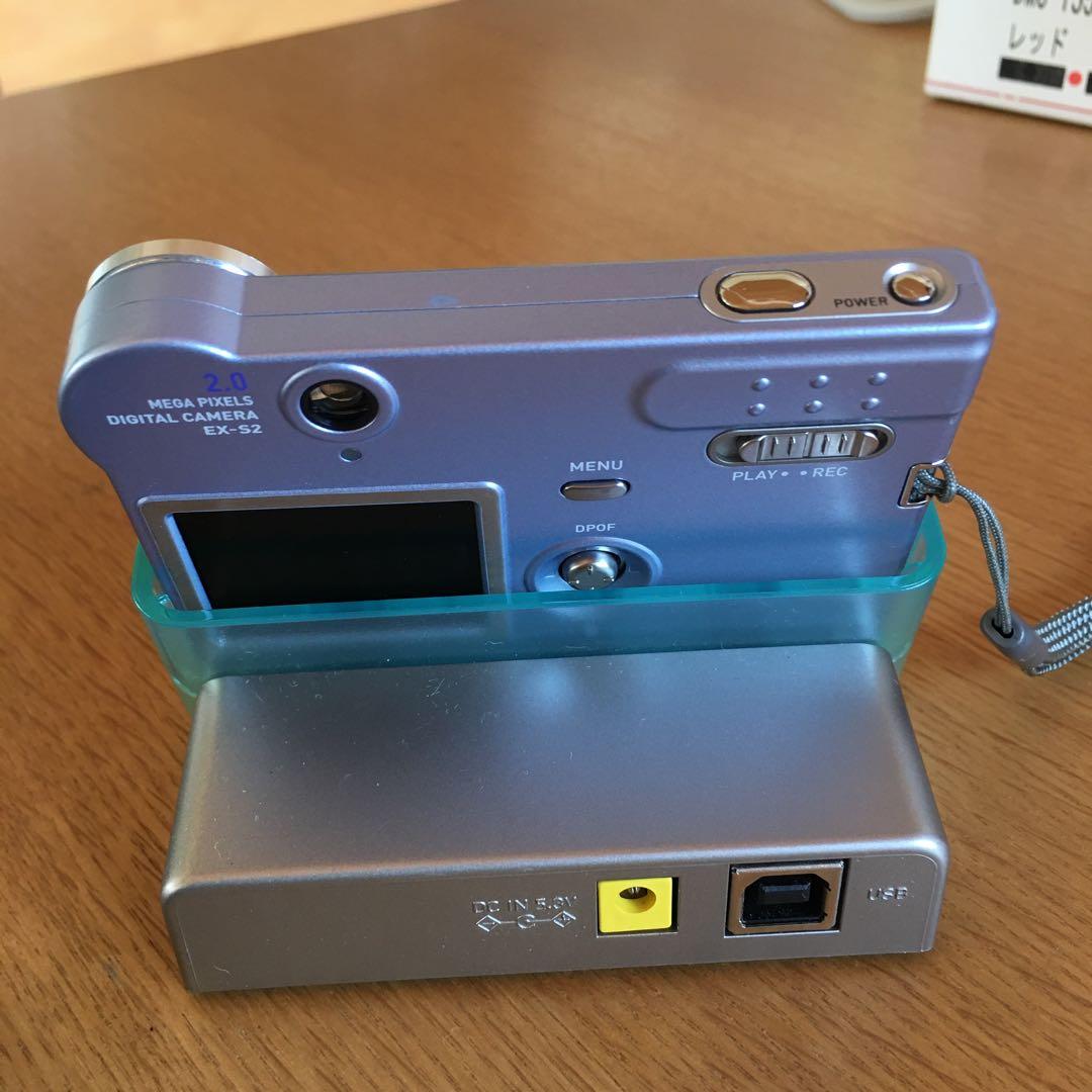 CASIO EXILIM 2.0メガピクセル デジタルカメラ