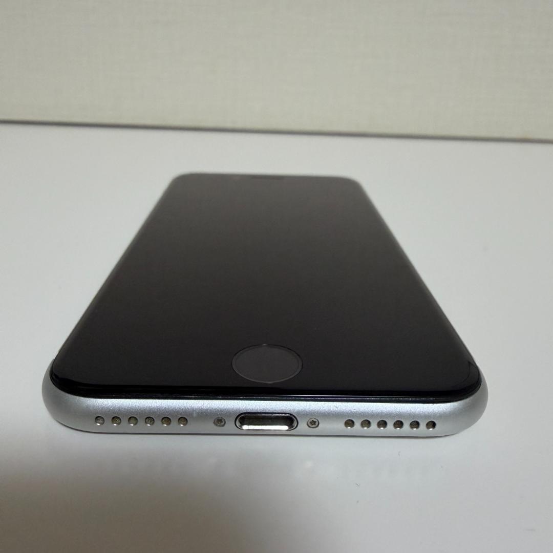 iPhone SE (第2世代) 64GB ホワイト docomo 付属品あり