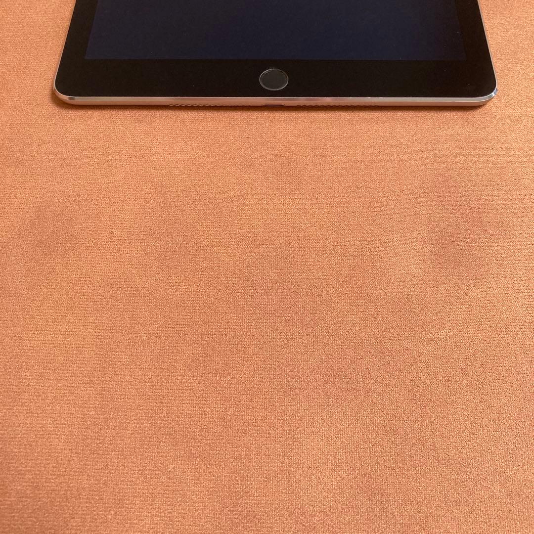 125【早い者勝ち】iPad Air2 第2世代 128GB WIFIモデル☆