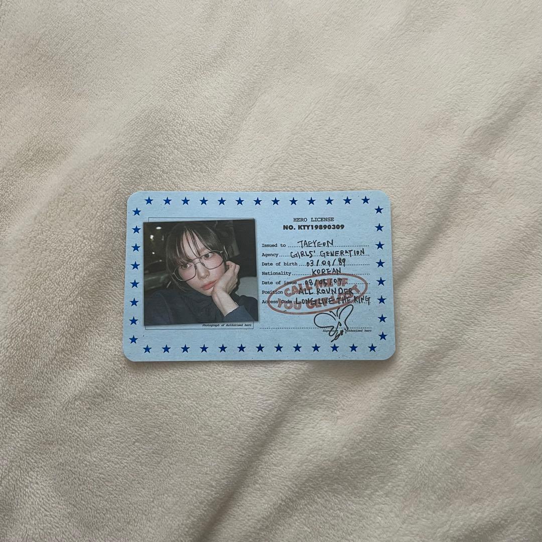 【即購入ok】少女時代 テヨン flying petals 写真集•グッズ