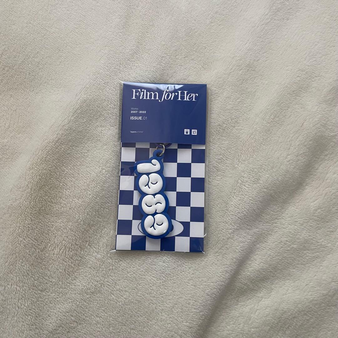 【即購入ok】少女時代 テヨン flying petals 写真集•グッズ