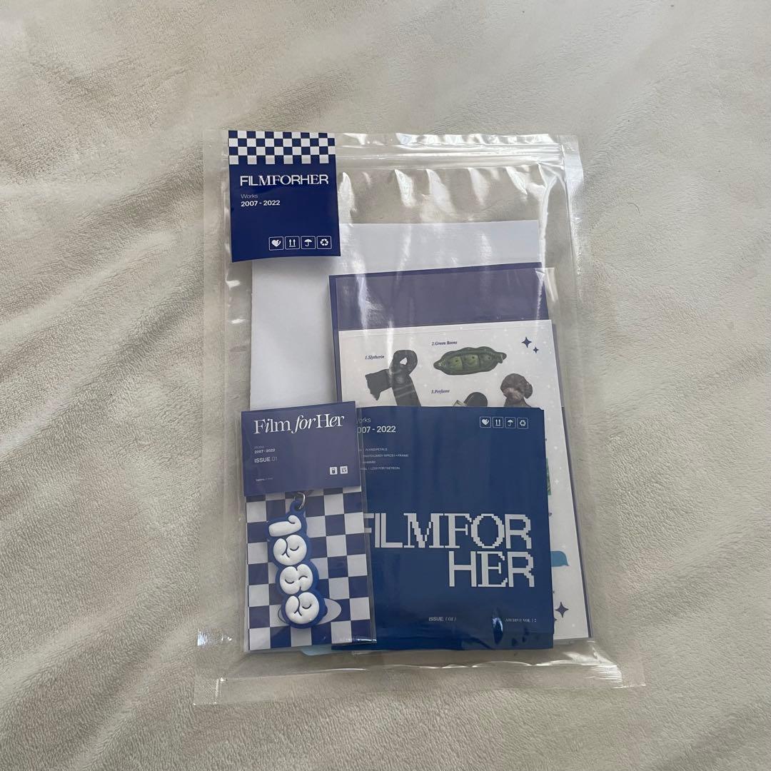 【即購入ok】少女時代 テヨン flying petals 写真集•グッズ