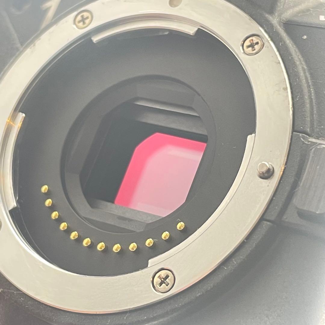 【美品・返品保証】Nikon V2 ブラック 標準レンズキット