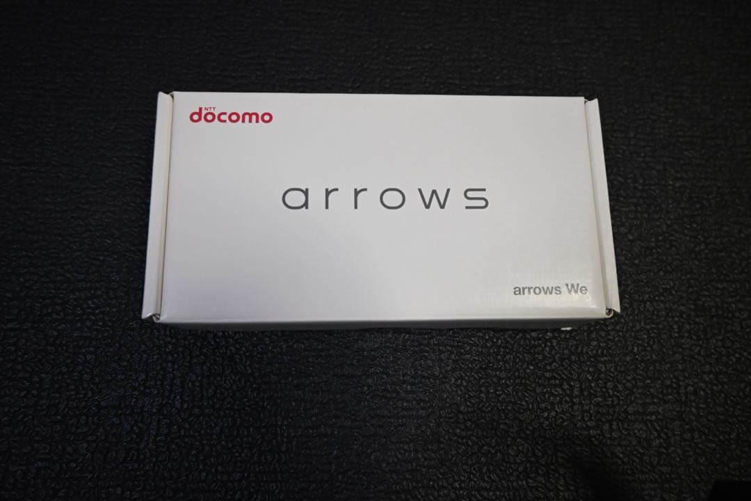 開封済み　新品　docomo arrows We F-51B パープル