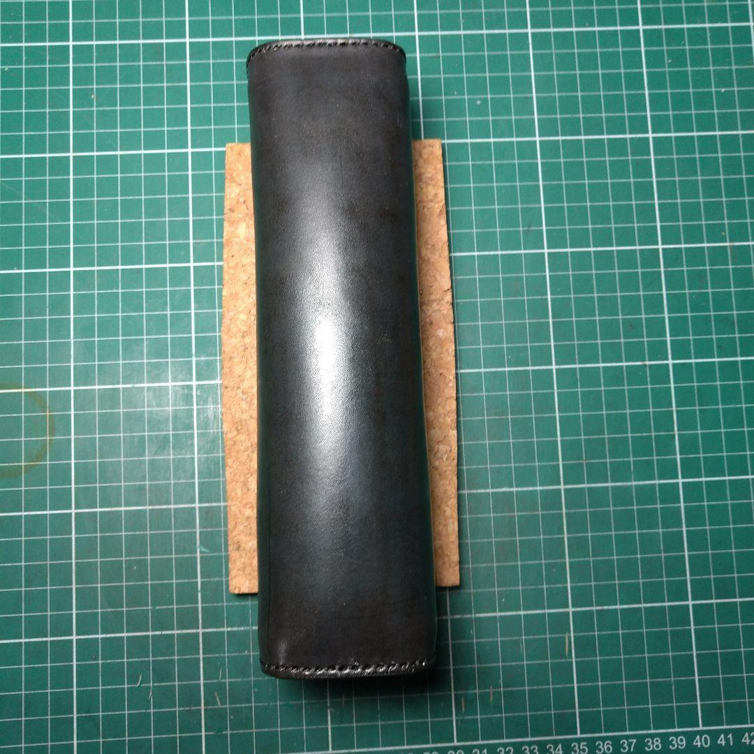 ハンドメイド　牛ヌメ革　ペンケース