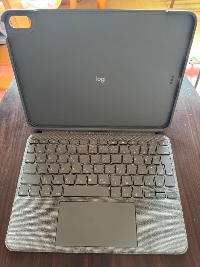 Logi Combo Touch iPad Air用キーボードカバー　オマケ付き