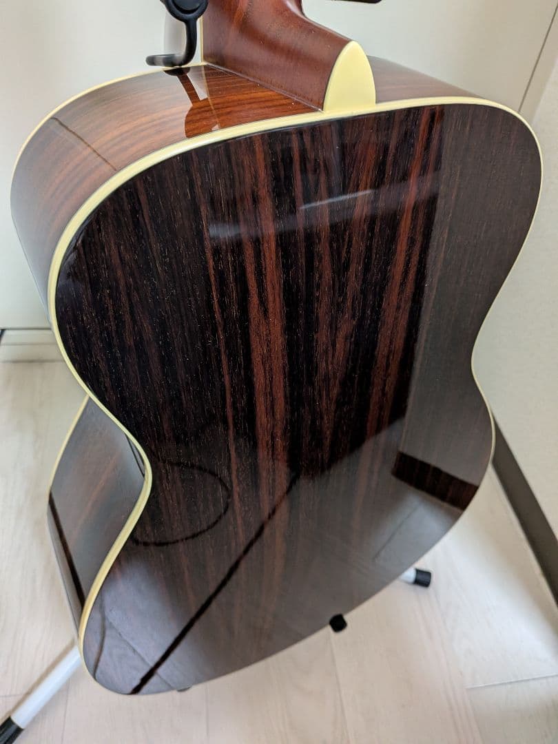 ギター YAMAHA / LS6ARE