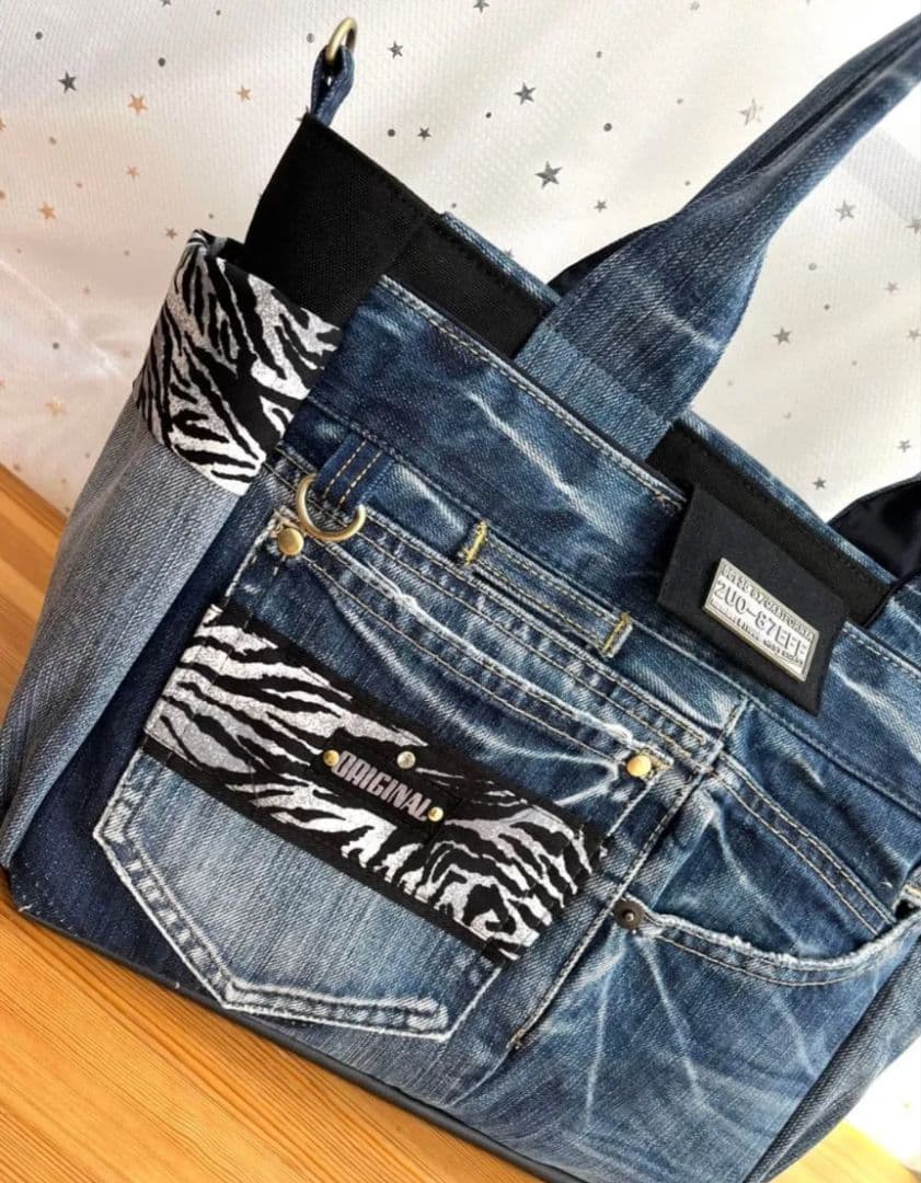 大きめデニムリメイクバッグ（LL）No.977☆トートバッグ　マザーズバッグ