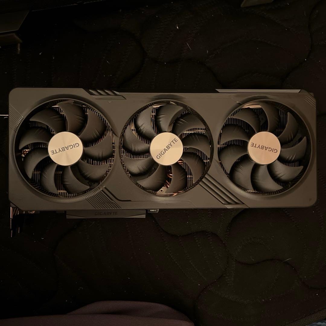 グラフィックボード・グラボ・ビデオカード GIGABYTE Radeon RX 7800 XT 16GB