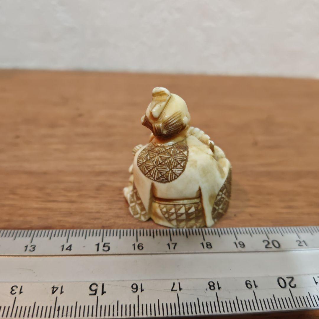時代提物 人物根付 天然素材【侍親子】高さ約4.1cm 横幅約3.5cm重31ｇ