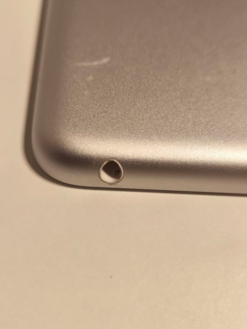 Apple iPad 第8世代Wi-Fiモデル32GB 箱付き