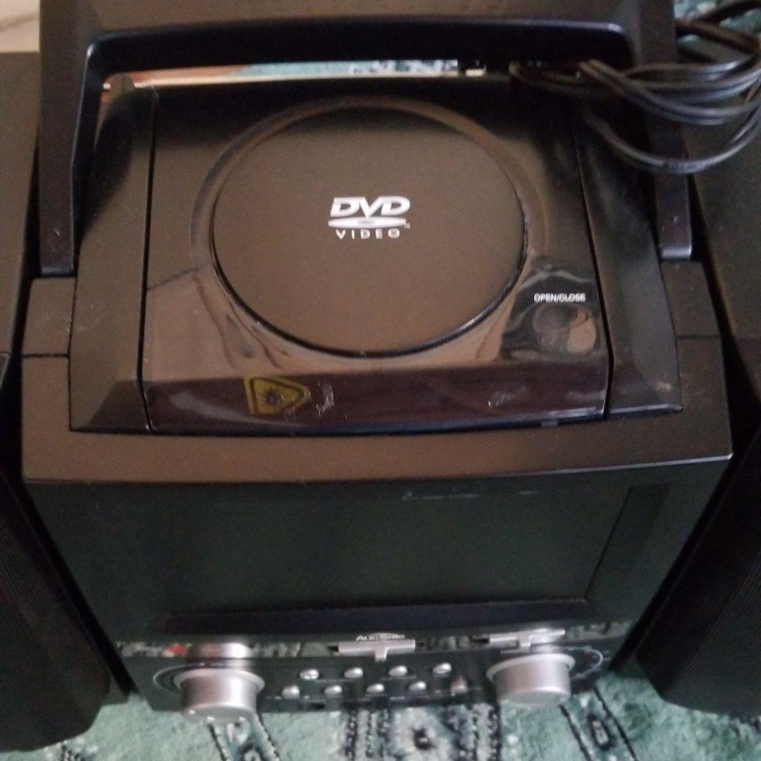 DVDが見れるコンポですUSB.SDカード画像もみられます
