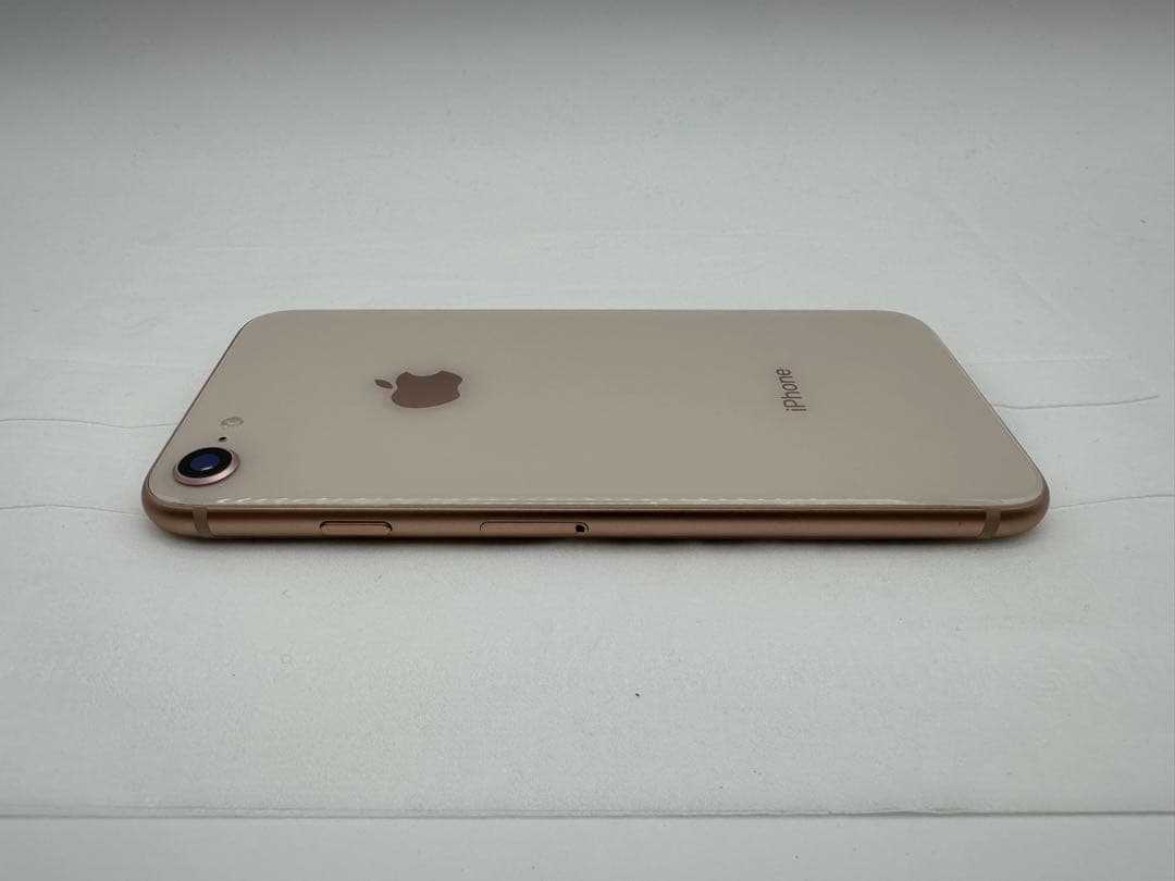 お*り様 iPhone 8 ゴールド 64GB SIMフリー