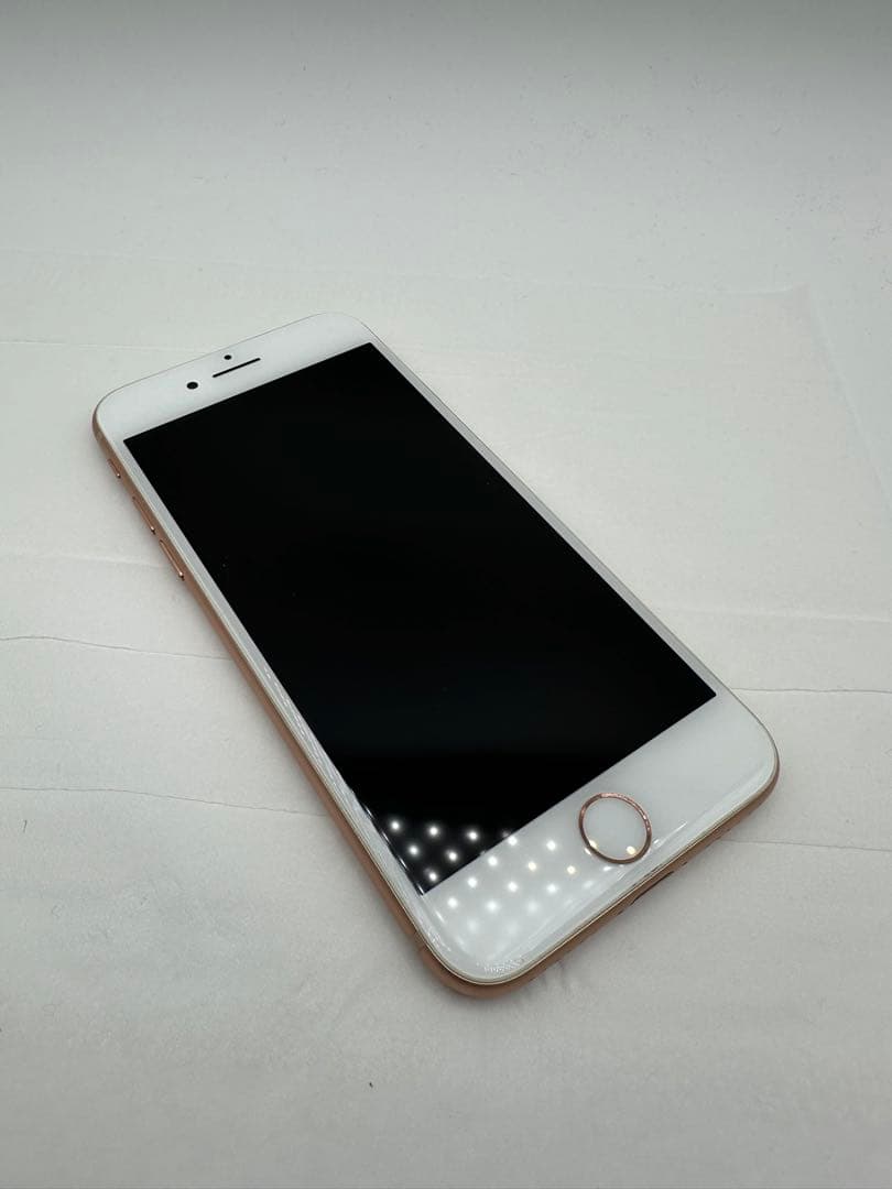 お*り様 iPhone 8 ゴールド 64GB SIMフリー
