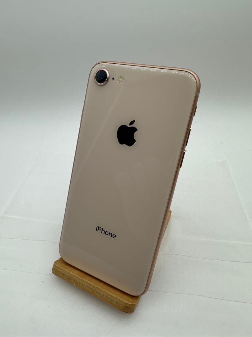 お*り様 iPhone 8 ゴールド 64GB SIMフリー