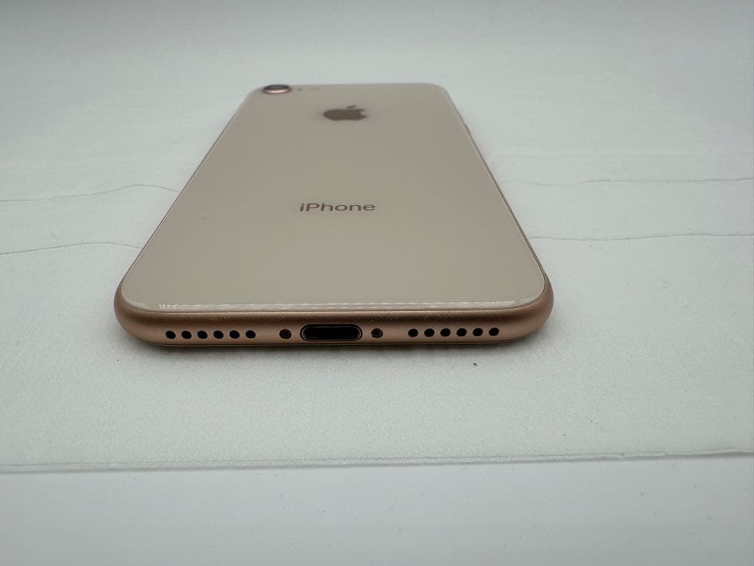 お*り様 iPhone 8 ゴールド 64GB SIMフリー