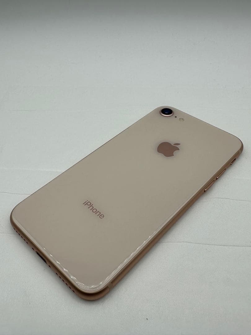 お*り様 iPhone 8 ゴールド 64GB SIMフリー