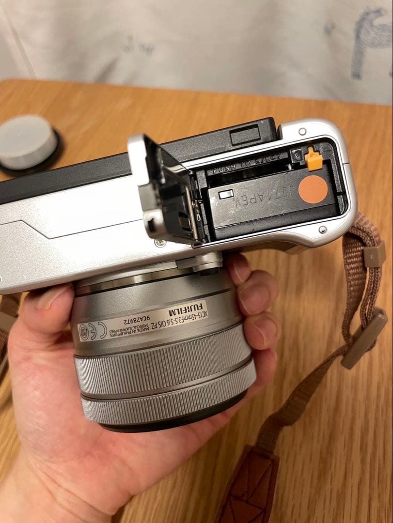 富士フイルムX-A7と単焦点レンズ7artisans 25mmセット