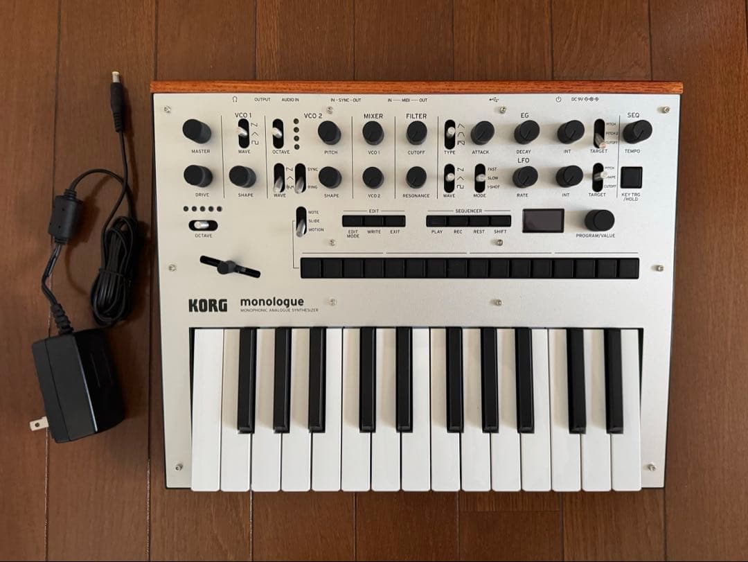 KORG monologue シルバー