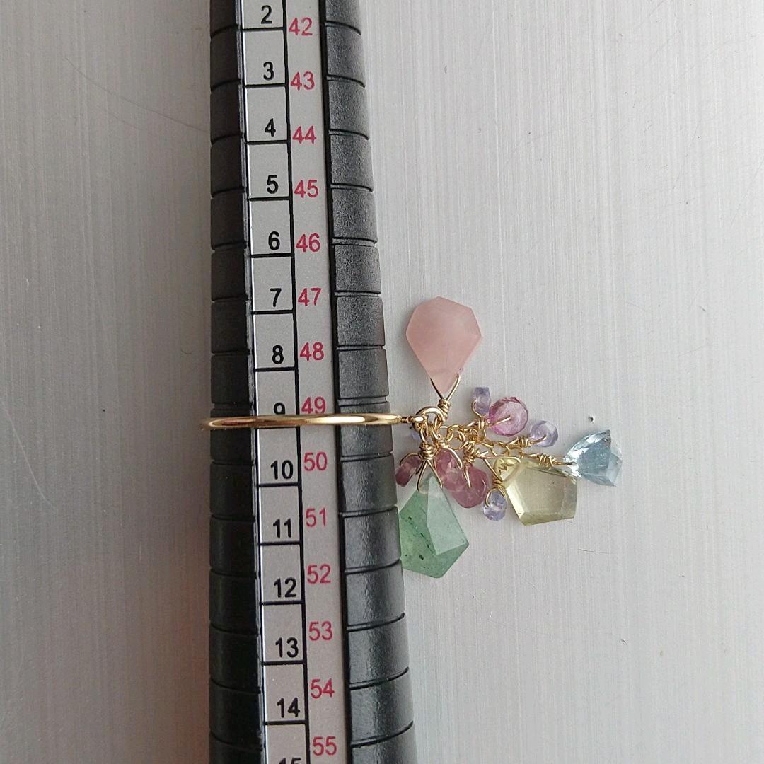 新作…指先に可憐な天然石の花束を…14kgfしゃらしゃらリング②