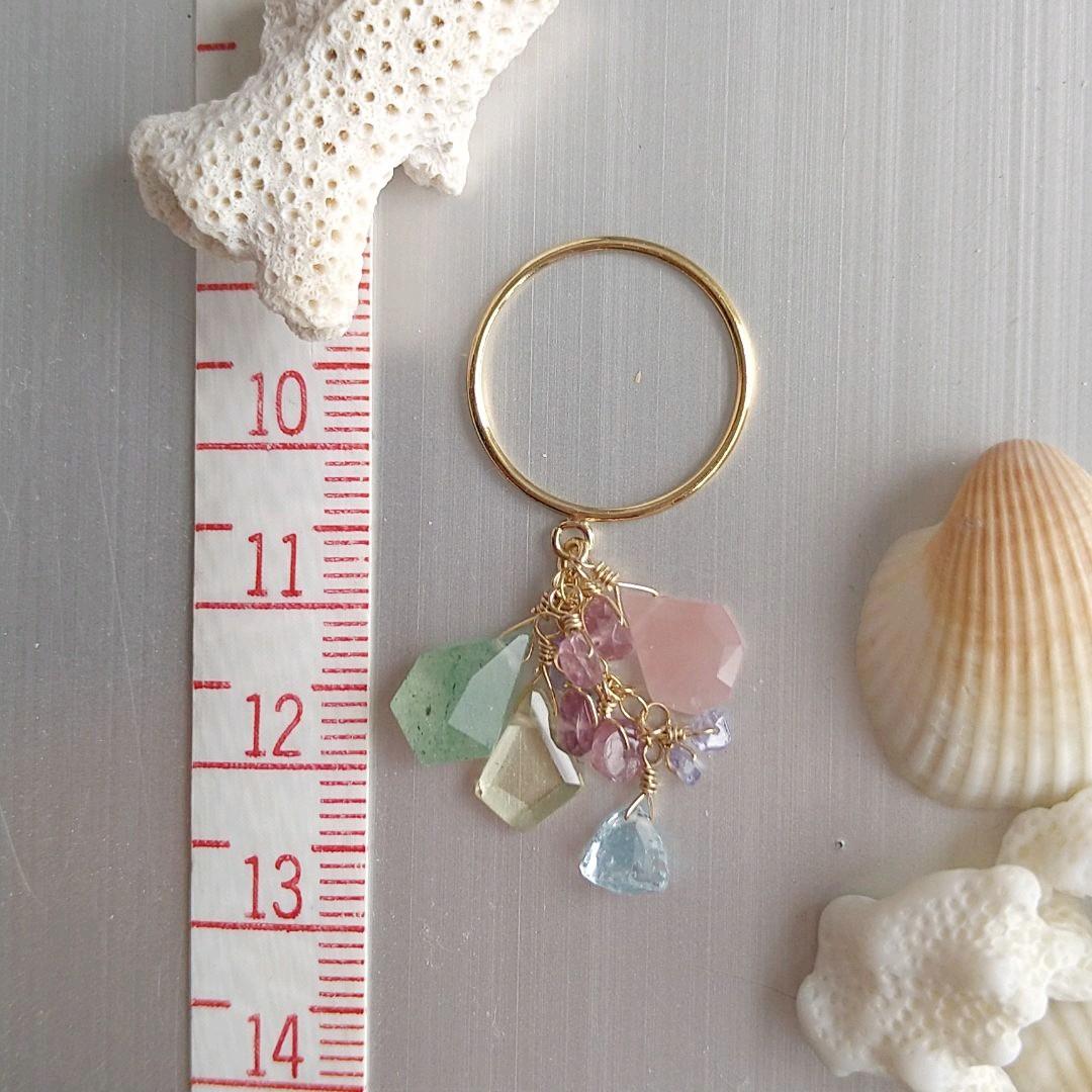 新作…指先に可憐な天然石の花束を…14kgfしゃらしゃらリング②