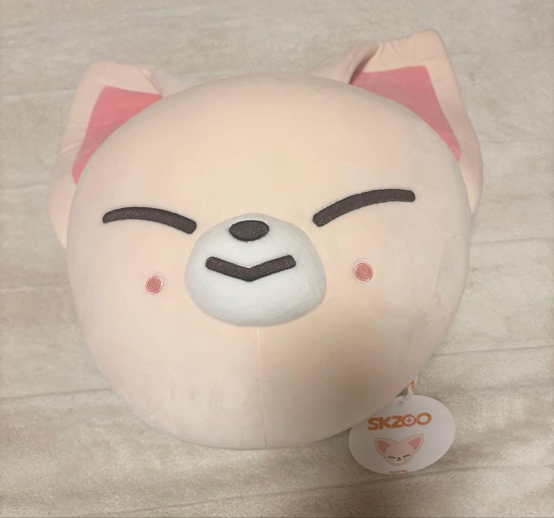 SKZOO FoxI.Ny スキズ IN イエニ アイエン ぬいぐるみ