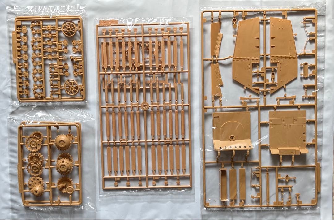 AFVクラブ1/35ナースホルン & 8.8cm Pak43/41用弾薬セット