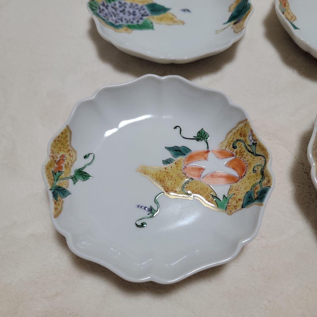 新品未使用　九谷焼　宮本晄　四季の花　４号皿揃 お祝い お正月
