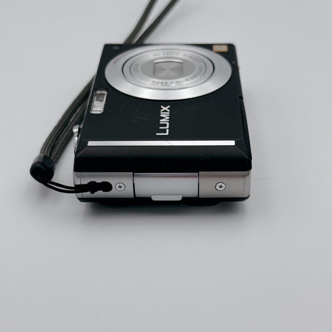 【極美品】Panasonic LUMIX DMC-FX55 デジタルカメラ