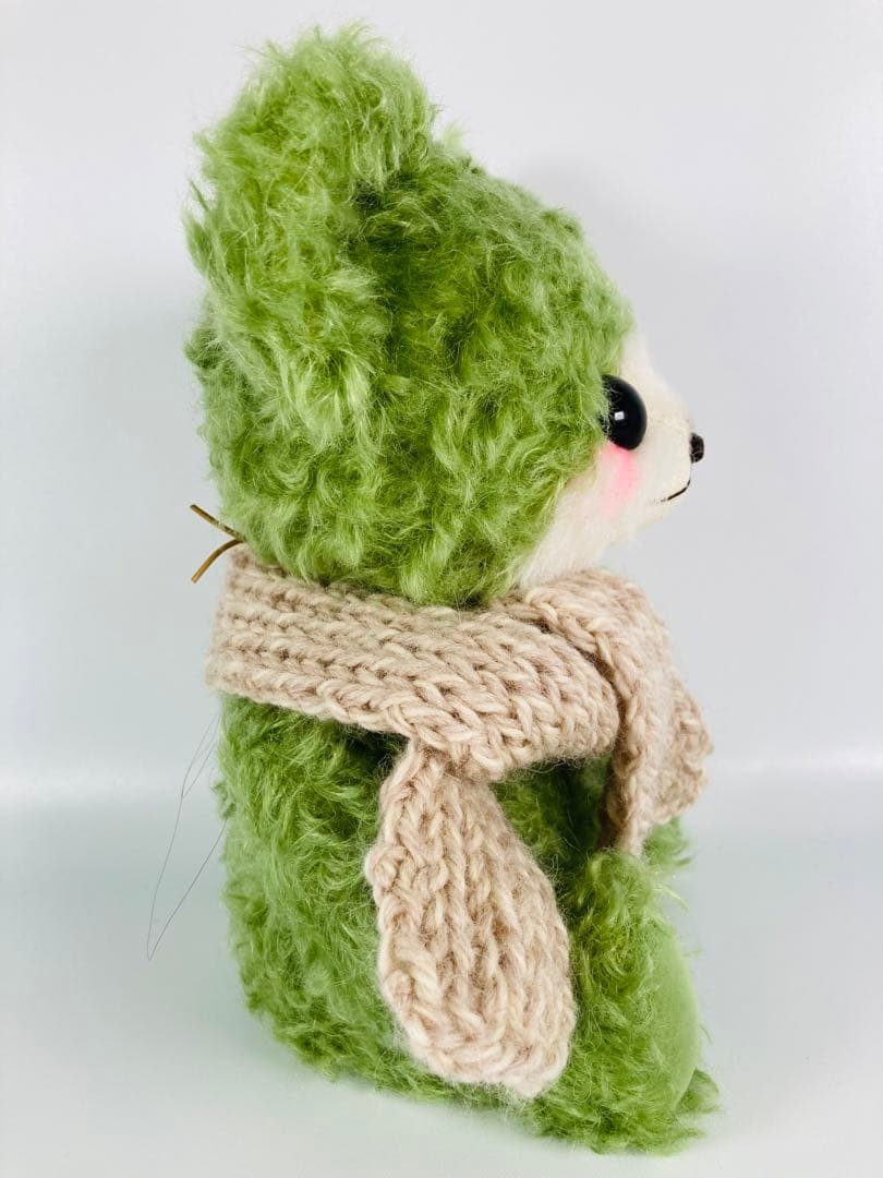 ハンドメイド 抹茶色　クマのぬいぐるみ