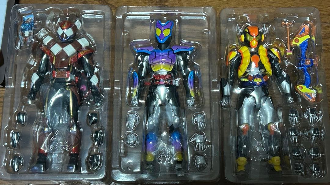 SHFiguarts 仮面ライダーガヴ　ヴァレン　ヴラムセット