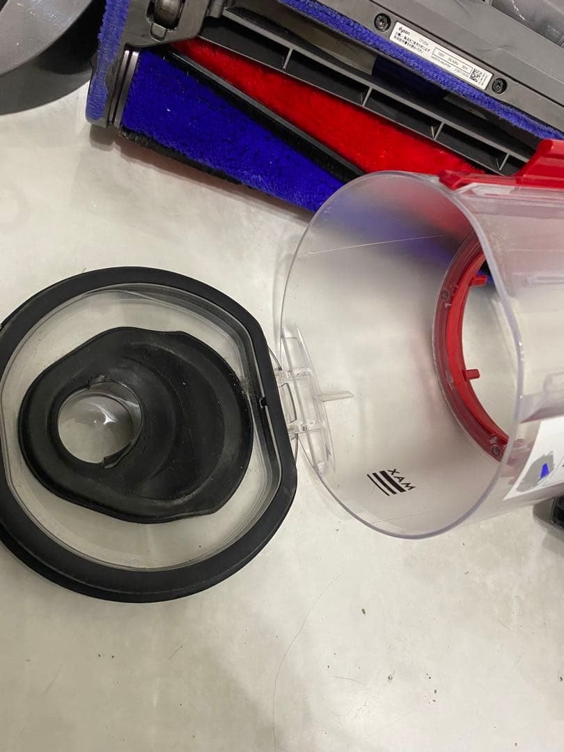 美品　ダイソン 掃除機 CY29 V4 dyson