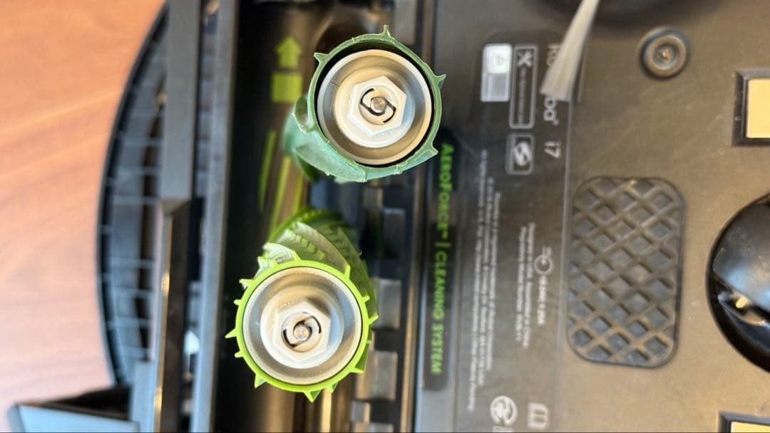 Roomba i7 自動ゴミ収集機能付き 初期化・清掃済み