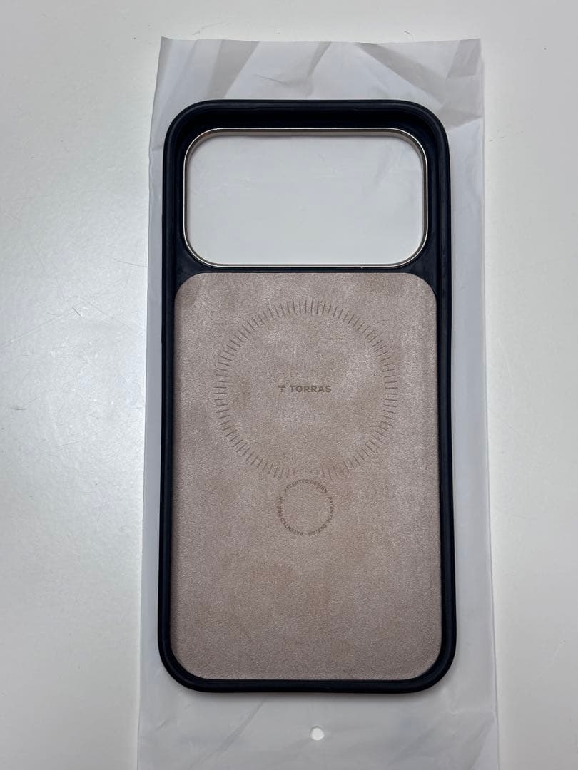 TORRAS Ostand Q3 iPhone 17 Pro Max 用ケース