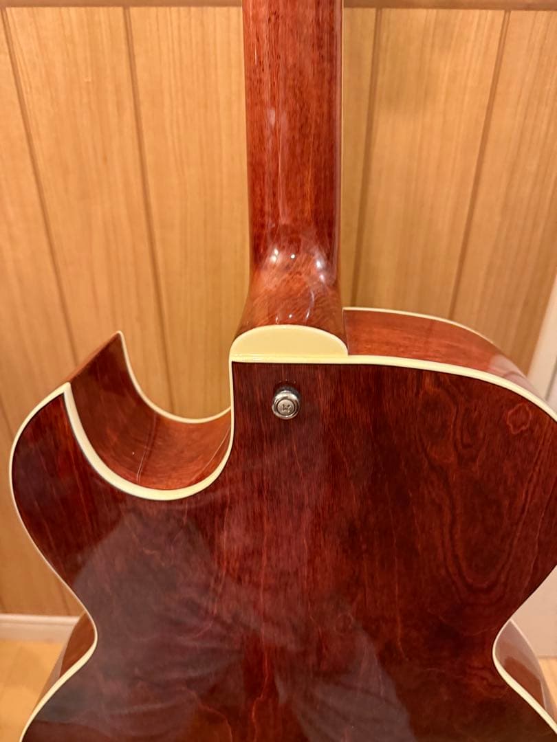 SeventySeven Hawk-STD フルアコースティックギター