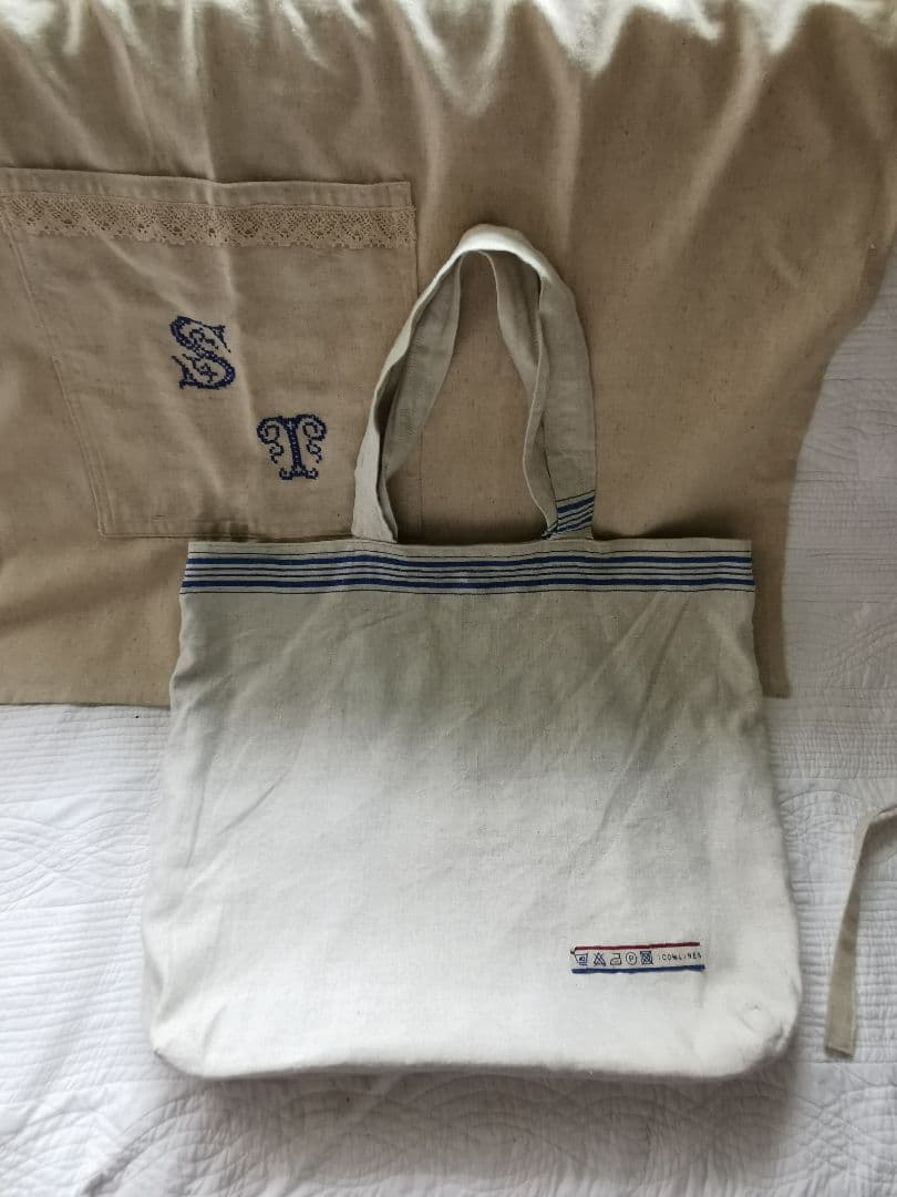 ハンドメイド✃アンティークリネンエプロン ＳＴイニシャル花文字 手刺繍＆レース