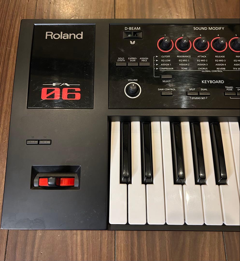 Roland FA-06 シンセサイザー 61鍵