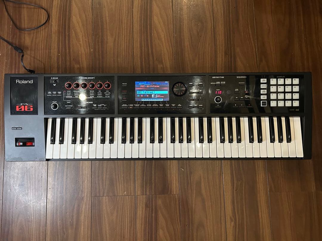 Roland FA-06 シンセサイザー 61鍵